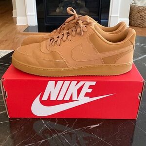 BRAND NEW NIKE COURT BEIGE